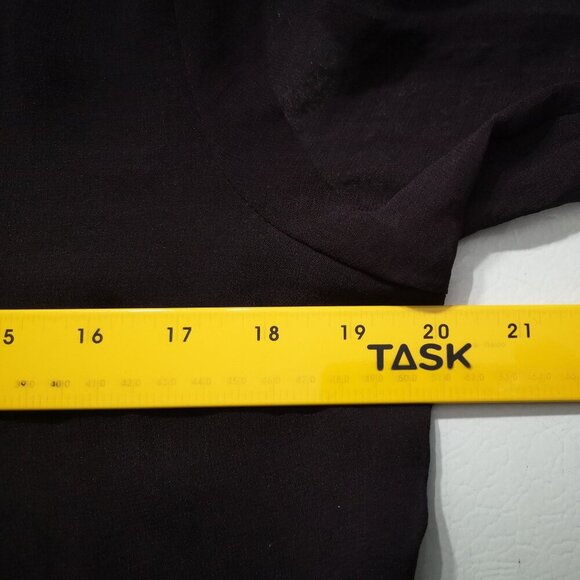 NWT RW&CO Ladies Size Medium Burgundy & Black Lightweight Blouse - Picture 11 of 13